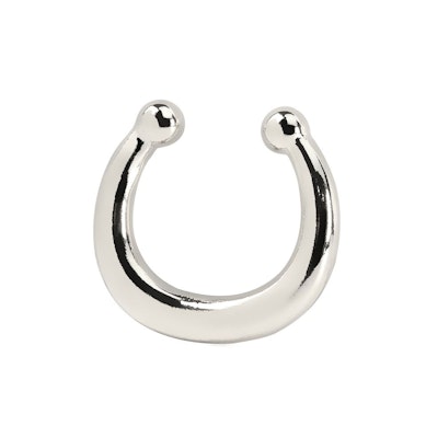 Cercel fals de sept model simplu