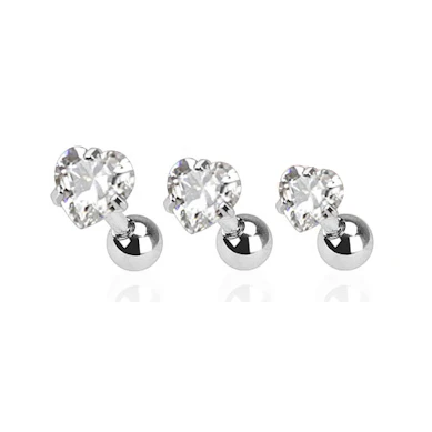 Set piercing-uri pentru urechi cu pietre în formă de inimă