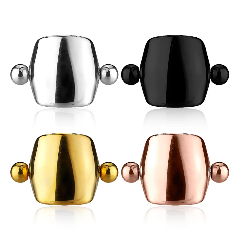 Bijuterie pentru piercingul din helix cu model scut