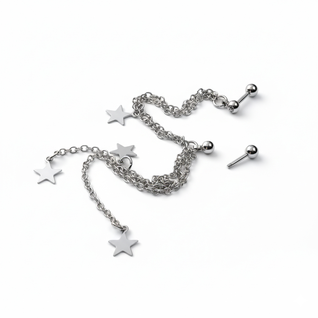 Cercel de tragus și helix cu steluțe și lănțișor