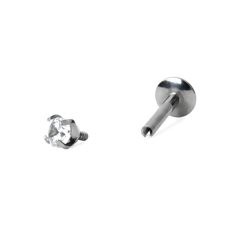 Labret din titan cu piatră în diverse modele