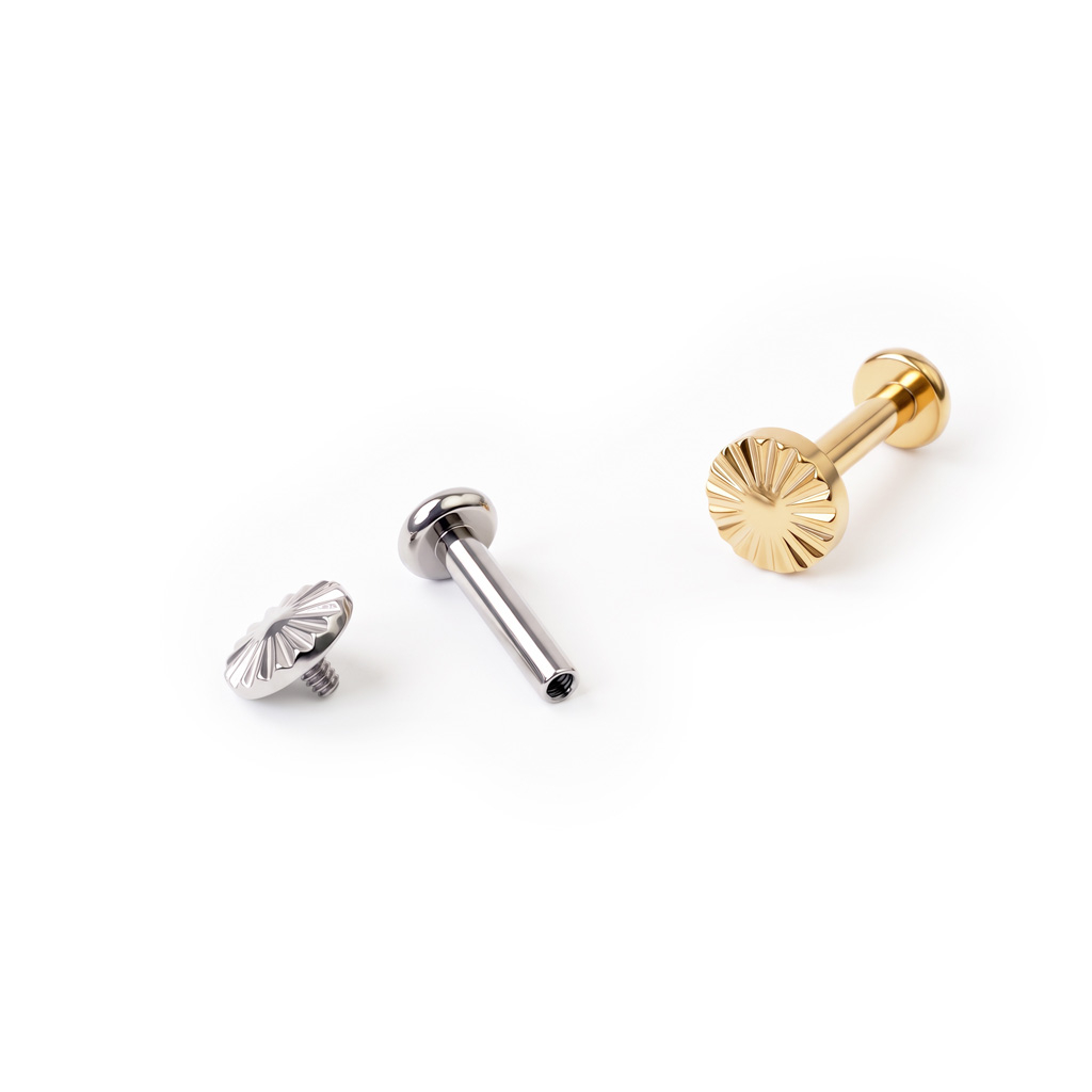 Labret din titan surprinzător cu tăietură tip diamant