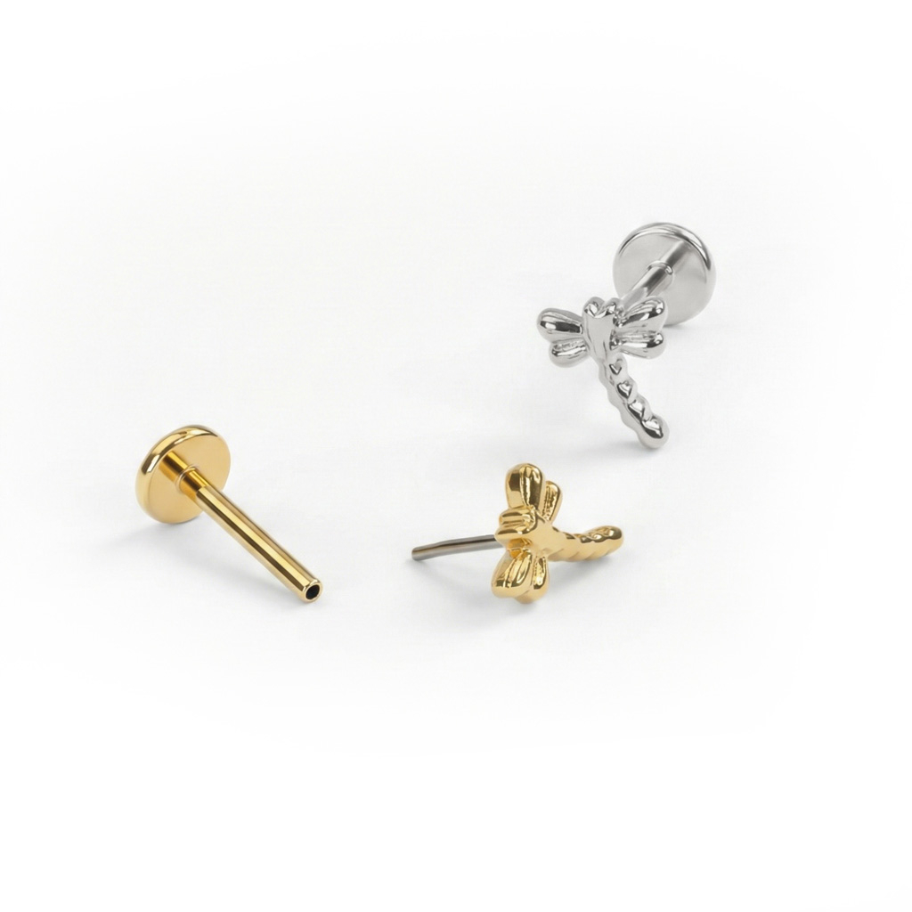 Labret din titan cu libelulă