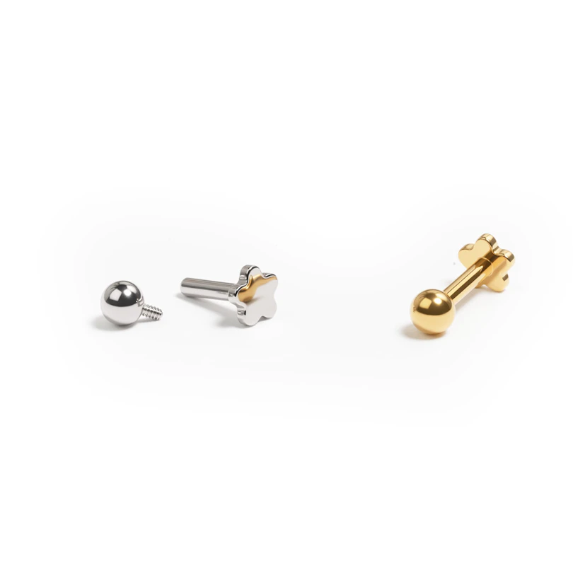 Labret din titan cu spate plat floare