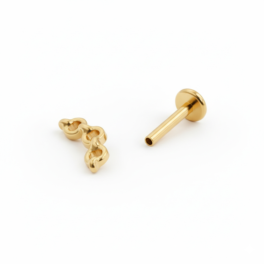 Labret tip lanț din titan