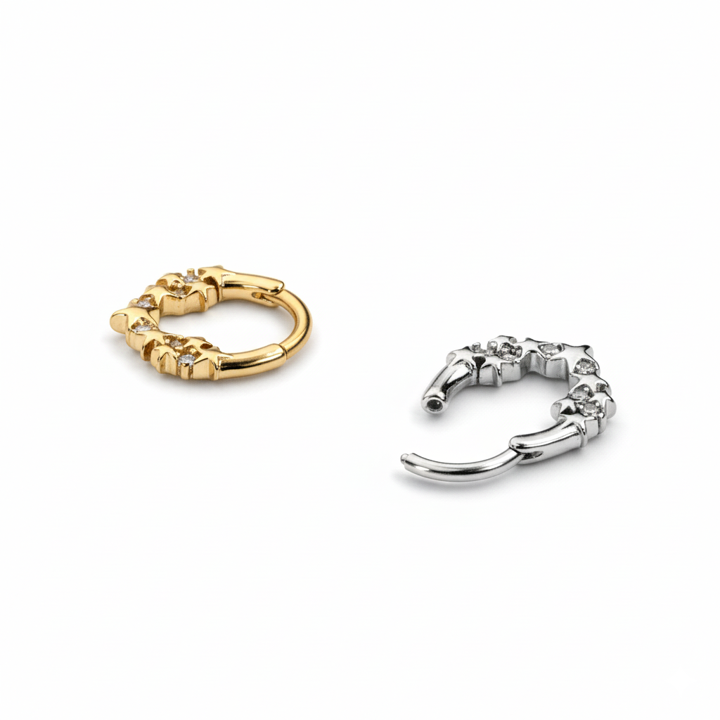 Cercel orientat spre față cu stele și pietre