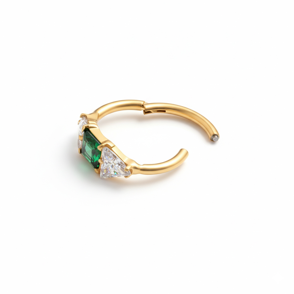 Cercel din titan cu piatră verde centrală