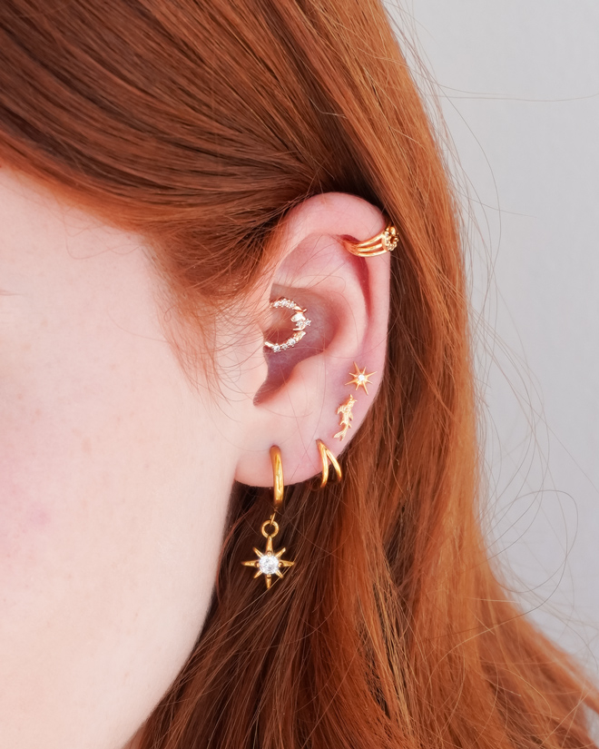 Pereche de huggies cu pandantiv cu soare