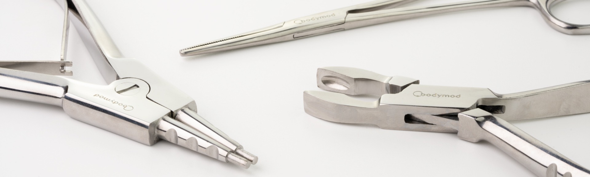 Ustensile Bijuterii Piercing Ustensile Bijuterii Piercing