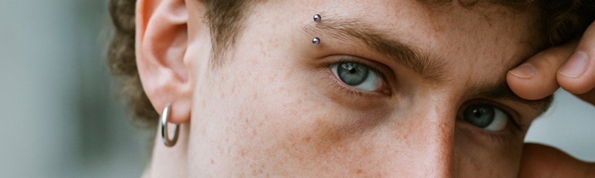 Nivel Durere Piercing Sprânceană Nivel Durere Piercing Sprânceană