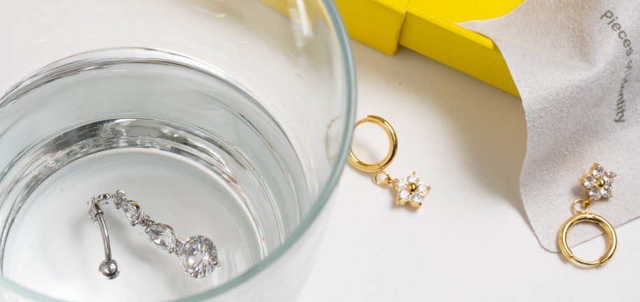 Curățarea Bijuteriilor de Piercing