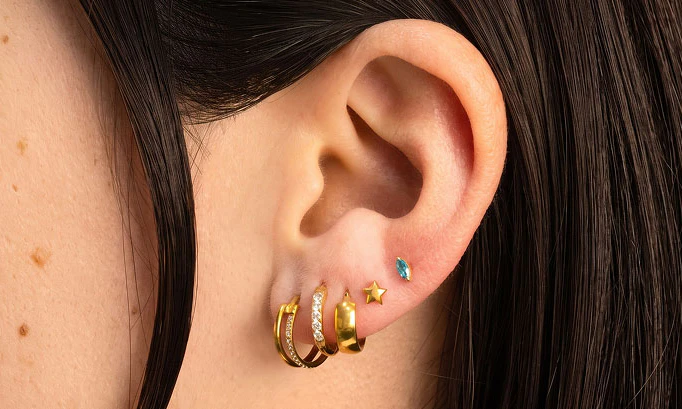 Bijuterii Piercing Titan Ureche